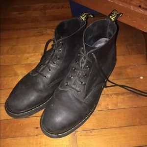 Men’s doc marten Boots